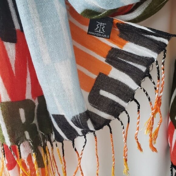 Robin Ruth MADRID Viscose Fringed Scarf Shawl Beach Wrap Sarong - Picture 5 of 5